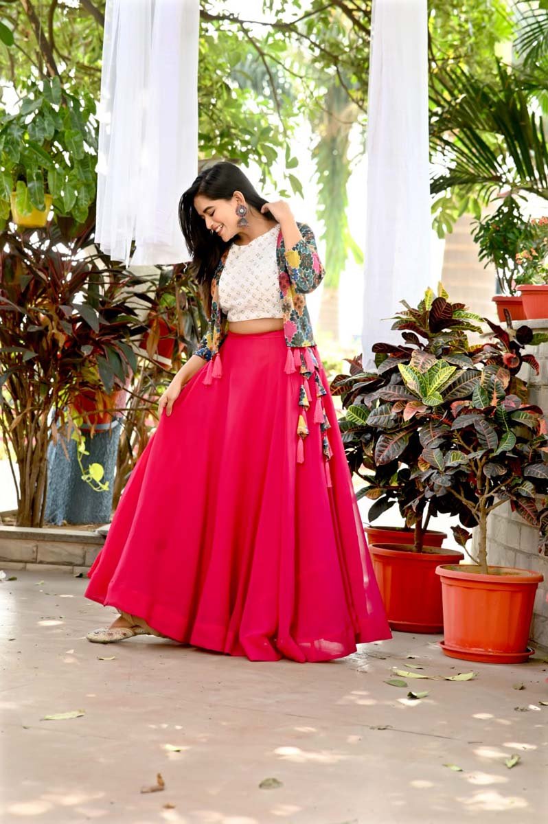 157120 Launching New Real Modeling Lehenga Choli With Dupatt Set - Reewaz  International | Wholesaler & Exporter of indian ethnic wear catalogs.