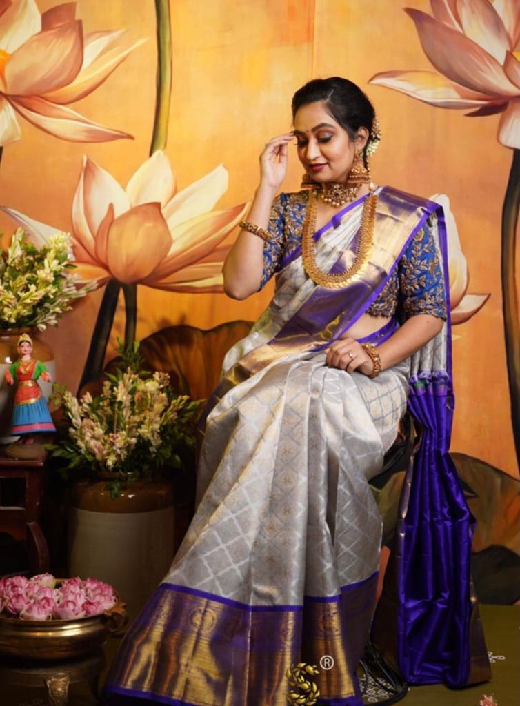 Buy KAJAL Soft Silk Saree, Designer Saree, Party Wear, Wedding Wear Saree,  Luxury Designer Saree Online in India - Etsy