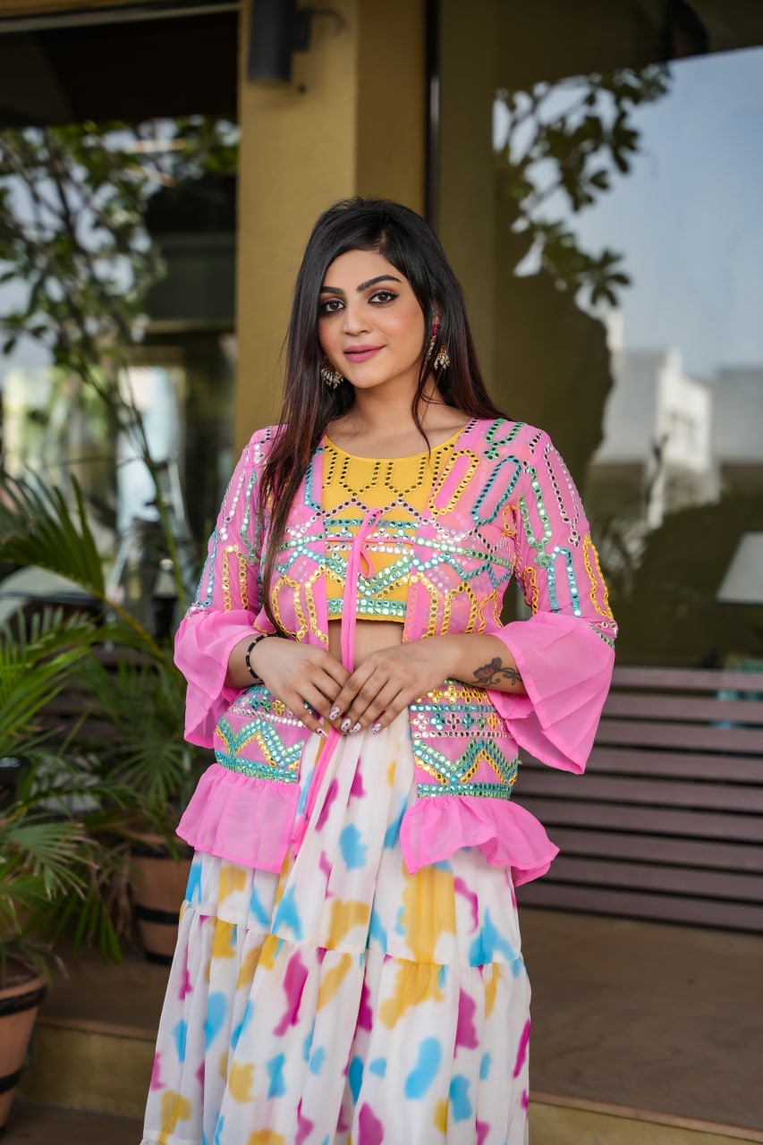 Lehenga - The Best Elegant Indian Ethnic Wear for Women - Men's & Women's  Fashion