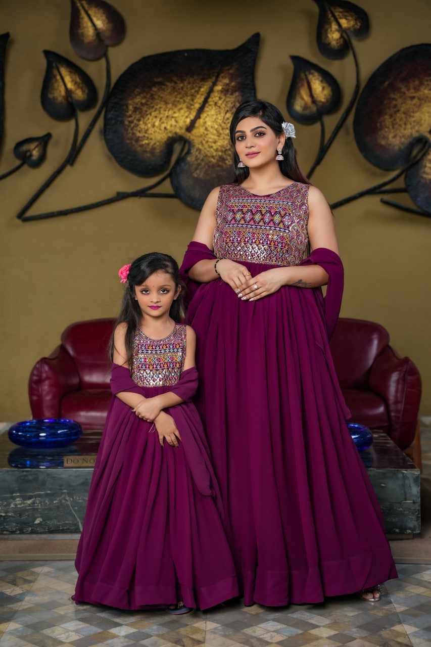 Mother and daughter outlet ethnic dresses