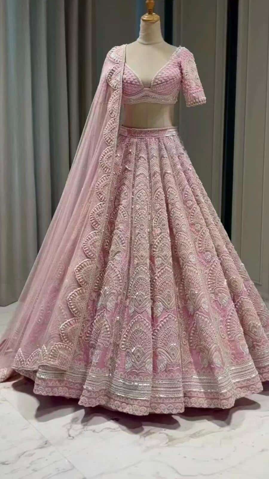 Purple Wedding Wear Exclusive Designer Hand Work Lehenga at Rs 45000 in  Ahmedabad