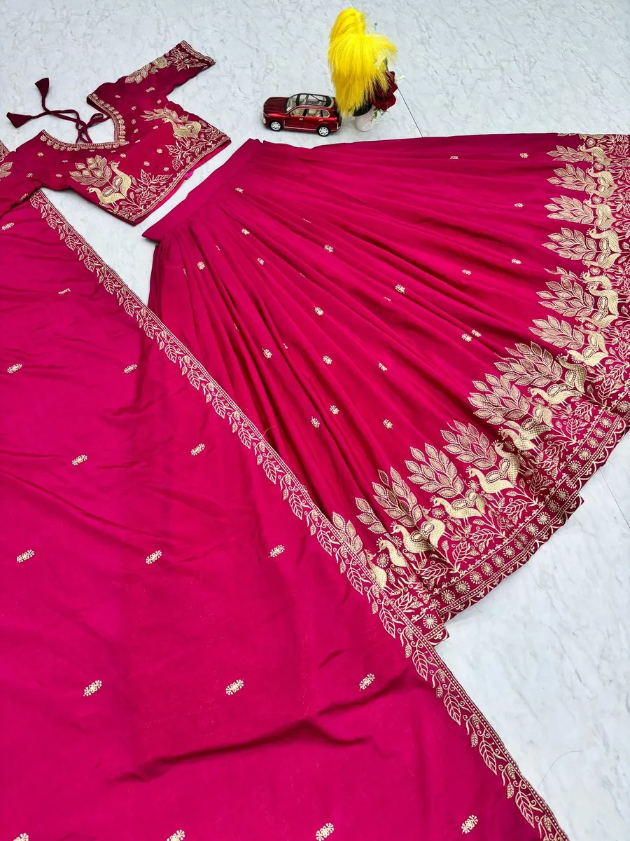 25MODERN-CHINON-EMBROIDERY-THREAD-WORK-LEHENGA-CHOLI-WITH-DUPATTA-WEDDING-WEAR-WHOLESALE-PRICE-ETHNIC-GARMENT-30.webp